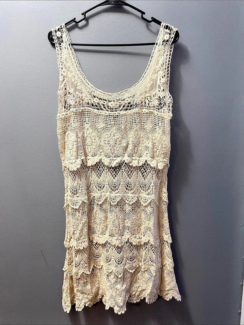 Solitaire by R&K Originals Cream Lace Tank Top Size Large NWT